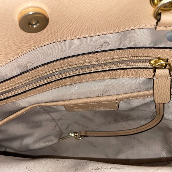 🤎🤎CALVIN KLEIN Tote Bag🤎🤎 - Picture 7 of 7